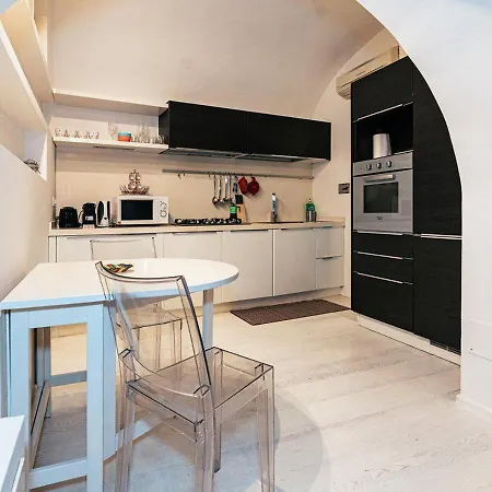Romantic Duplex Piazza Navona