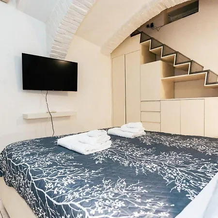 Romantic Duplex Piazza Navona